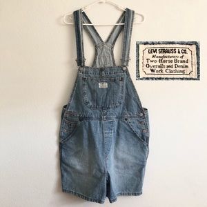 Vintage Levi’s overalls, shorts 🧵🌱
